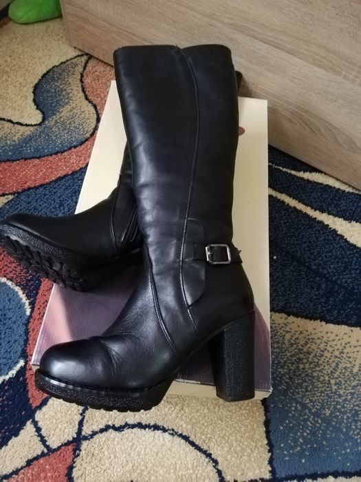 Cizme din piele naturala