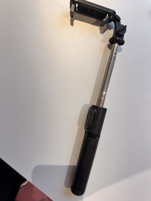 Selfie stick cu suport 150 cm