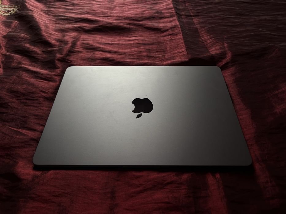 MacBook Air - 13.6 м2 - 100% акб - Гарантия - Полный комплект