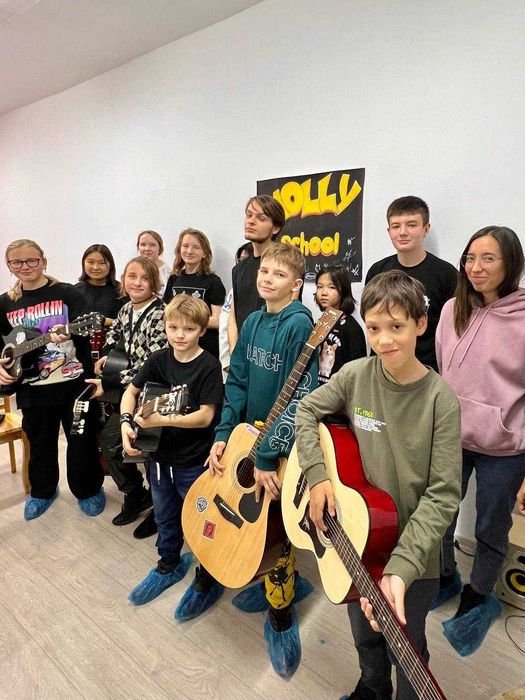 Уроки игры на гитаре, вокал