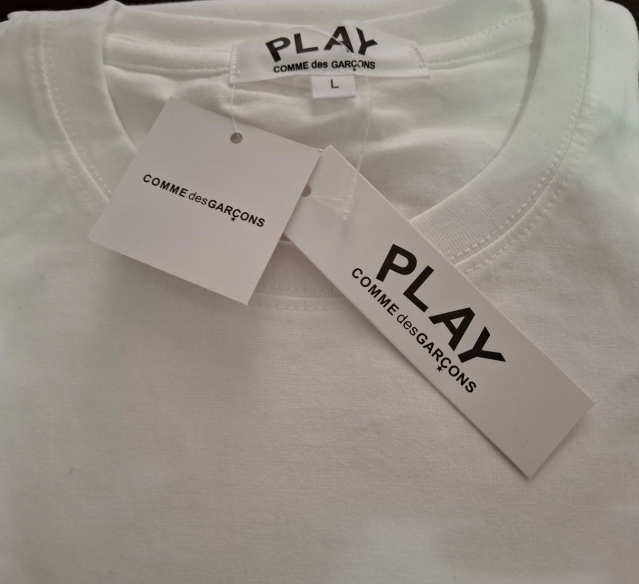 Футболка Comme des Garçons (CDG) Новая, L