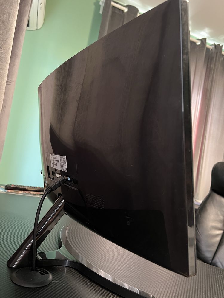 Монитор Acer curve 23.6 инча