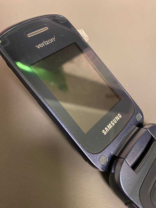 продаю самсунг Convoy 4