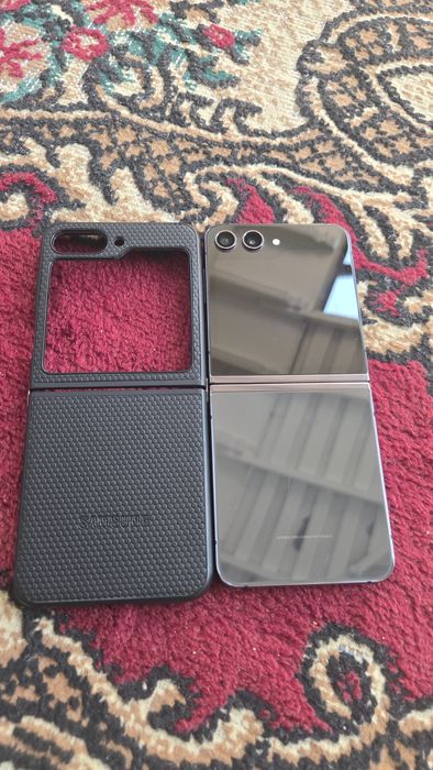 Samsung Galaxy Z Flip 5 5G