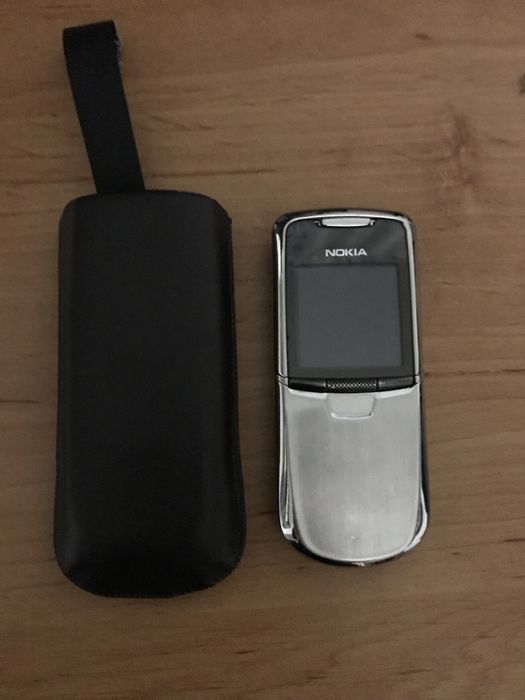 Nokia 8800 + кожен калъф