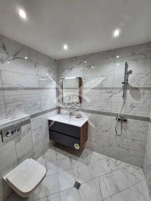 Продава се Двустаен апартамент в София, Княжево - 78 кв.м за 1988 €/кв.м - Снимка #2