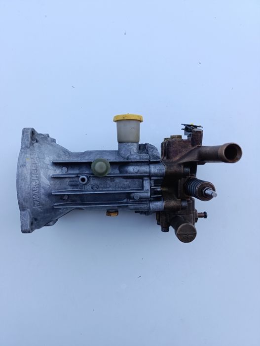 Здравейте продавам помпа за karcher