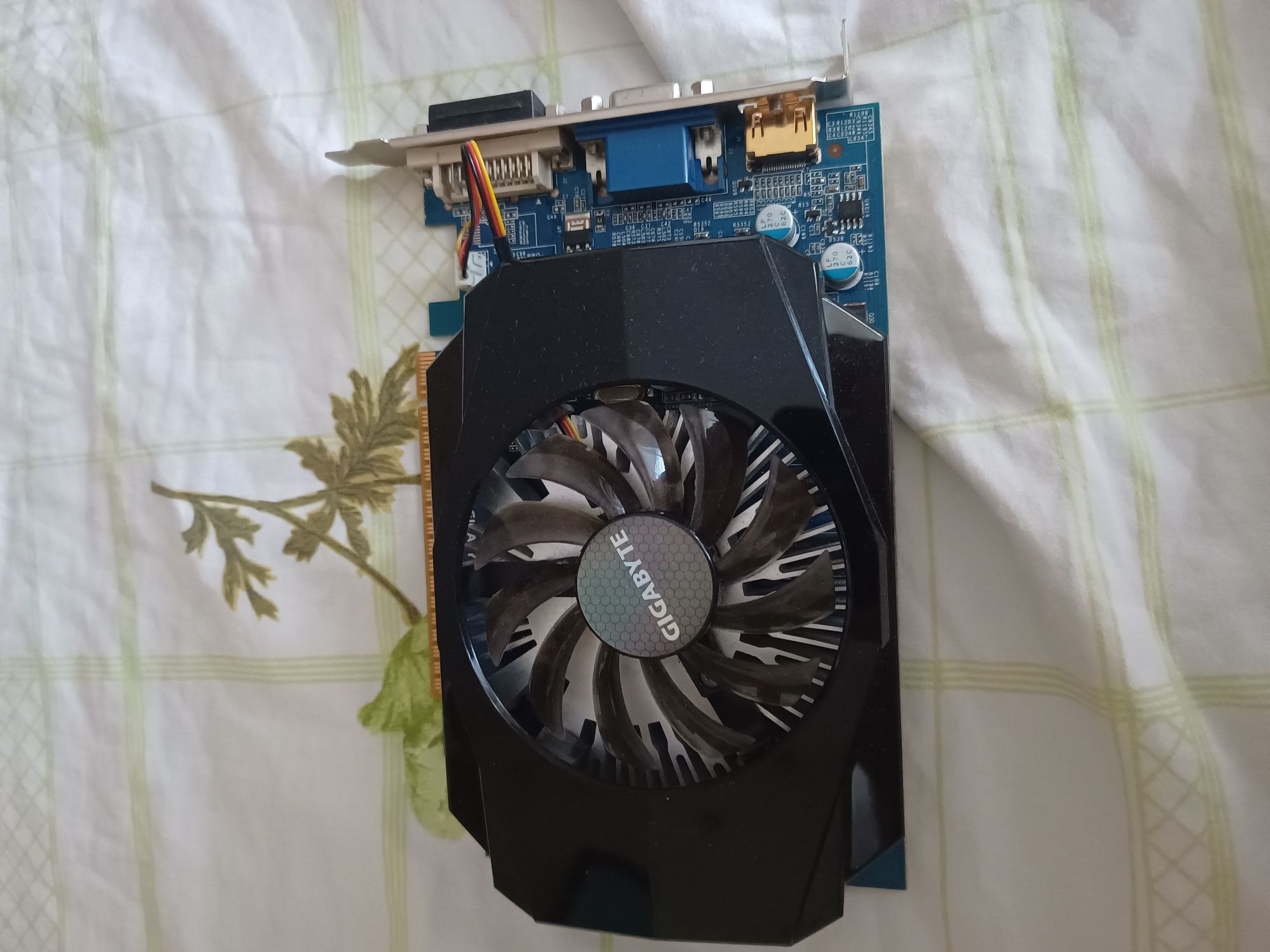 Gigabyte GT 750 2 гб