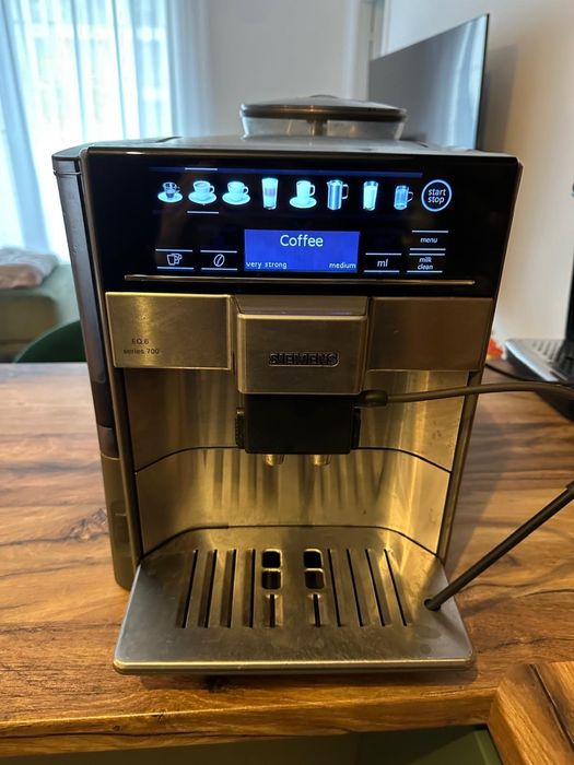 Espresor Siemens EQ 6 plus seria 700