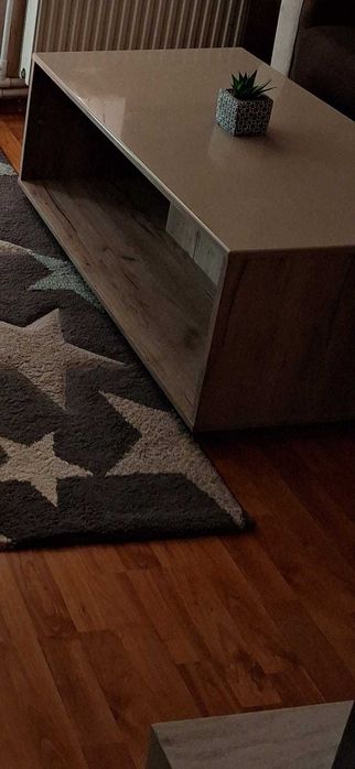 Vând măsuță de cafea