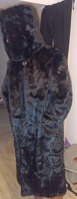 Продам Норковую шубу