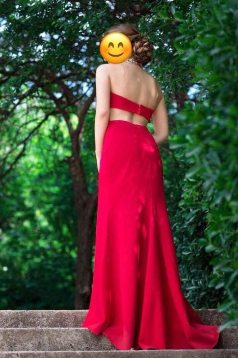 Sherri Hill официална рокля