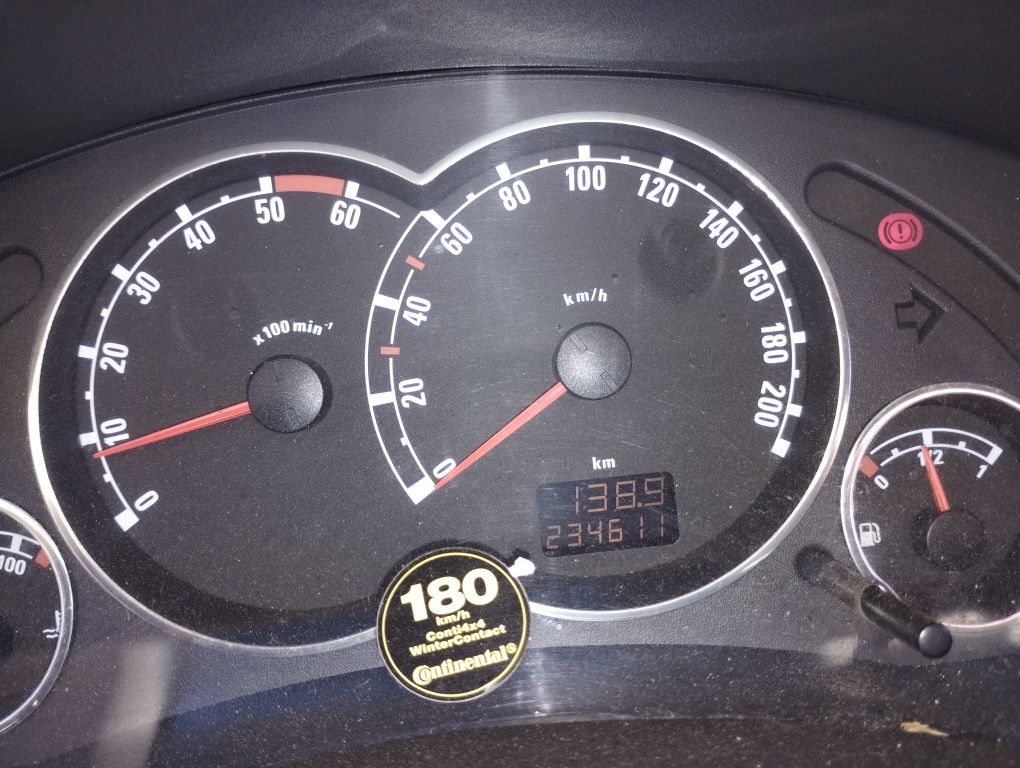 Vând Opel Meriva