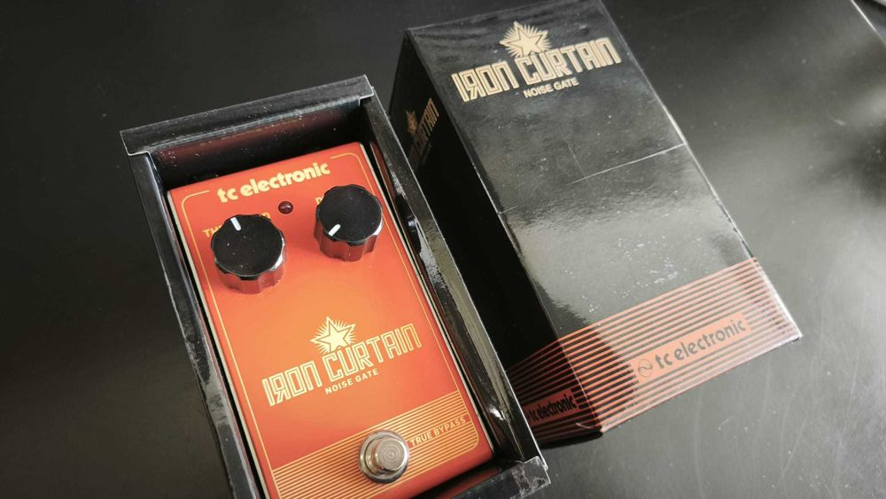 Pedala chitara electrica efect TC Electronic Iron Curtain Noise Gate
