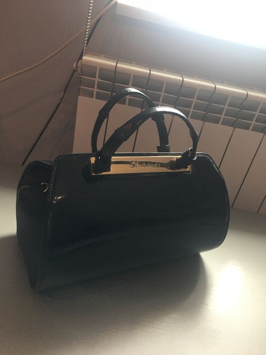 Чанти много малко използвани