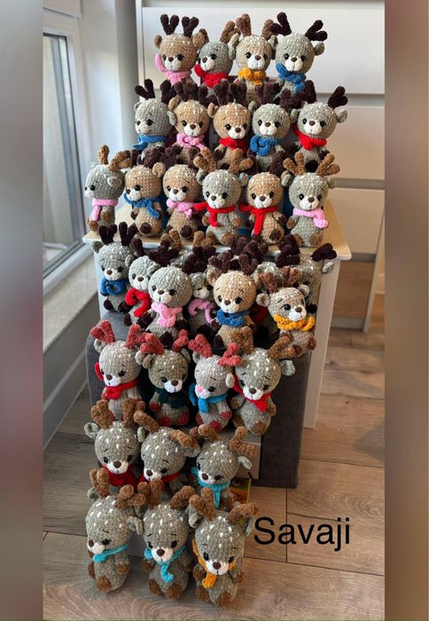 Плетени играчки.