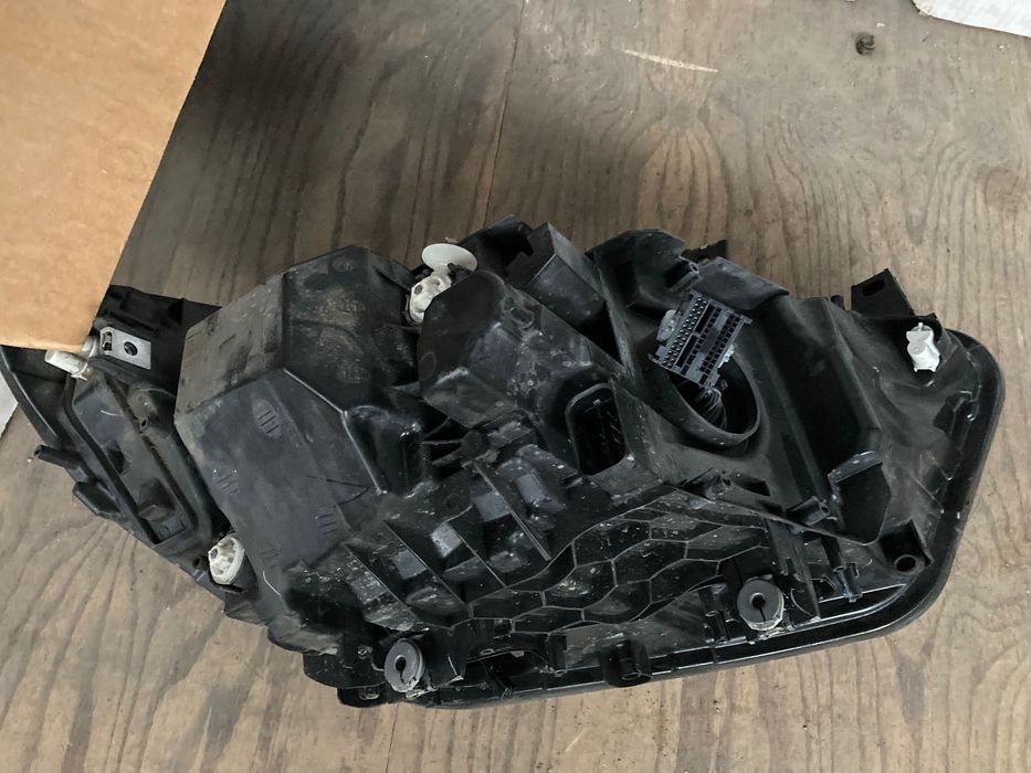 Ляв фар за Bmw F20/F21. 1series. Led. Фейслифт. 15-19.