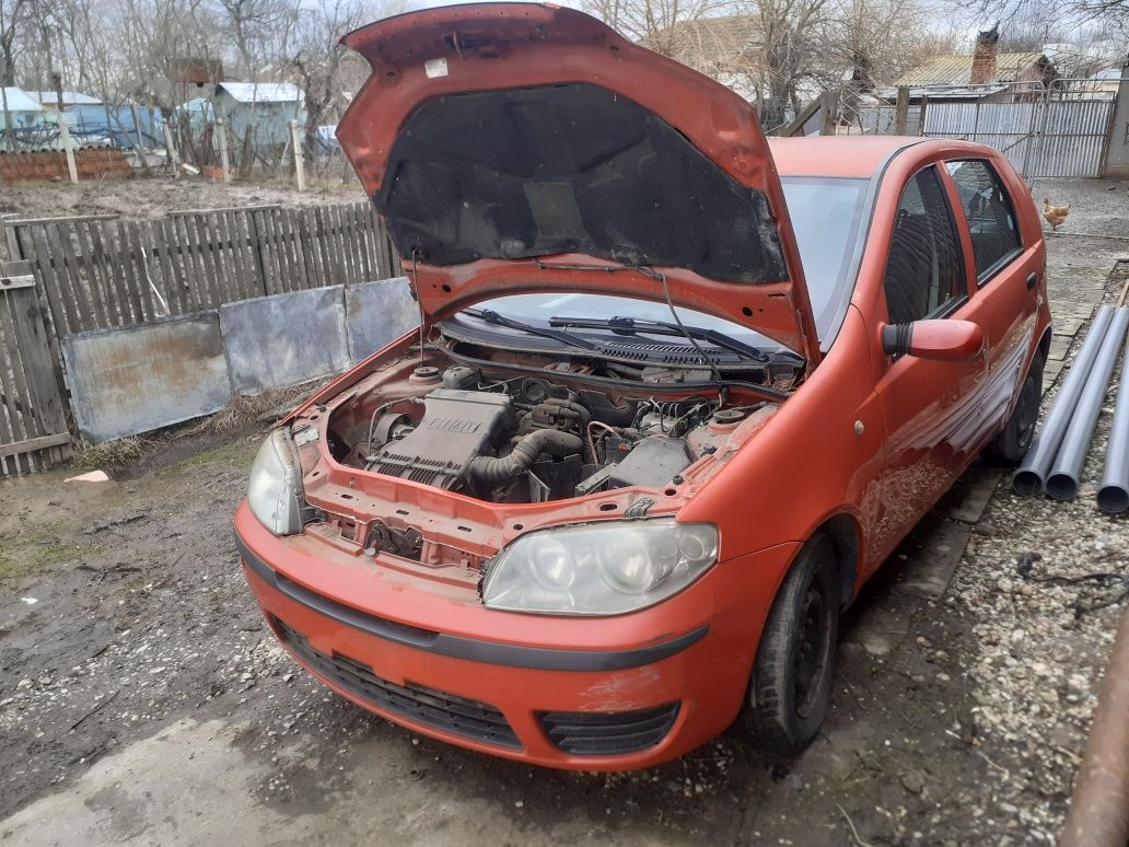 Clapeta acceleratie Fiat Punto 1.4 benzina an 2006