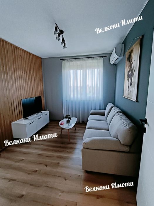 Дава се под наем Тристаен апартамент в Пловдив, Старият град - 65 кв.м за 663 € - Снимка #8