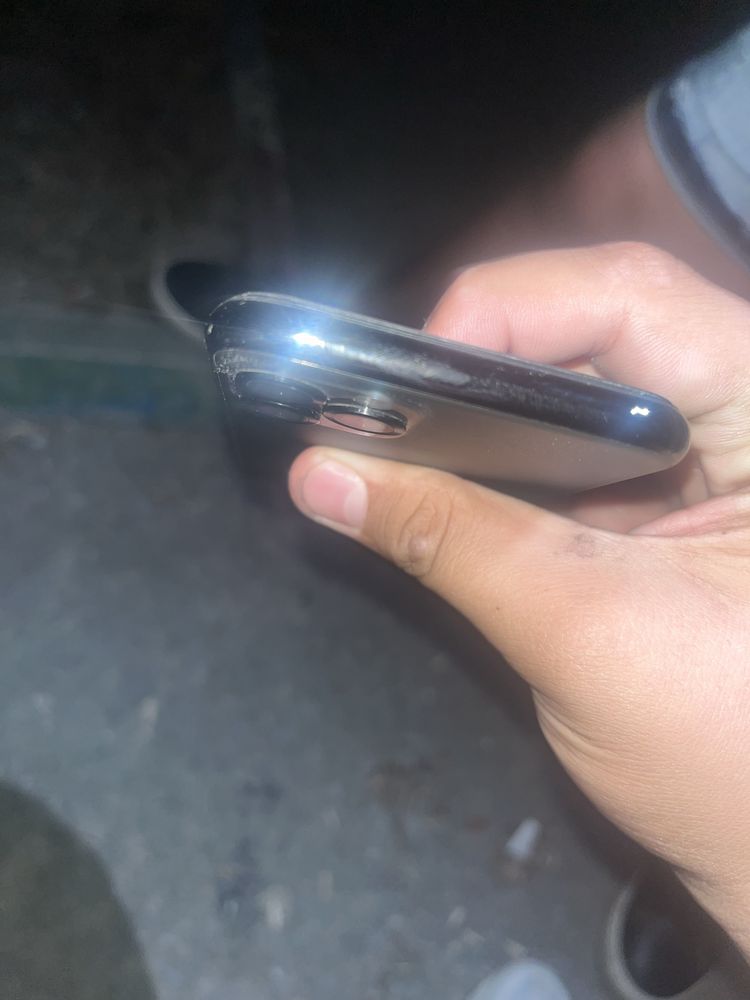 iphone 11  pro