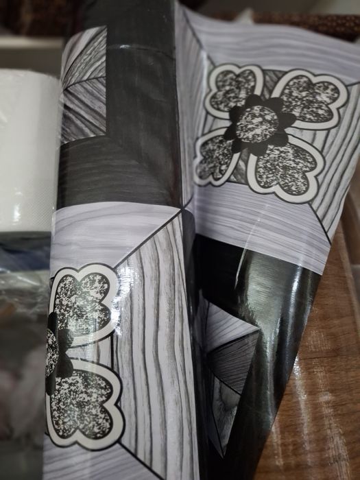 Linoleum Gri  2m lat x 20m lungime, 1.2mm lățime. Modele noi