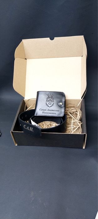 Именные подарки,именной подарок из натураьная кожа.Надпись бесплатно