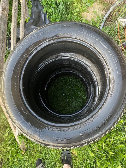 Set 4 anvelope iarnă Michelin 235/60 R18. Preț pe bucată