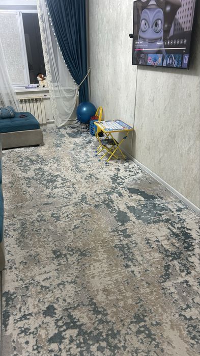 Продам ковер 5*2,2