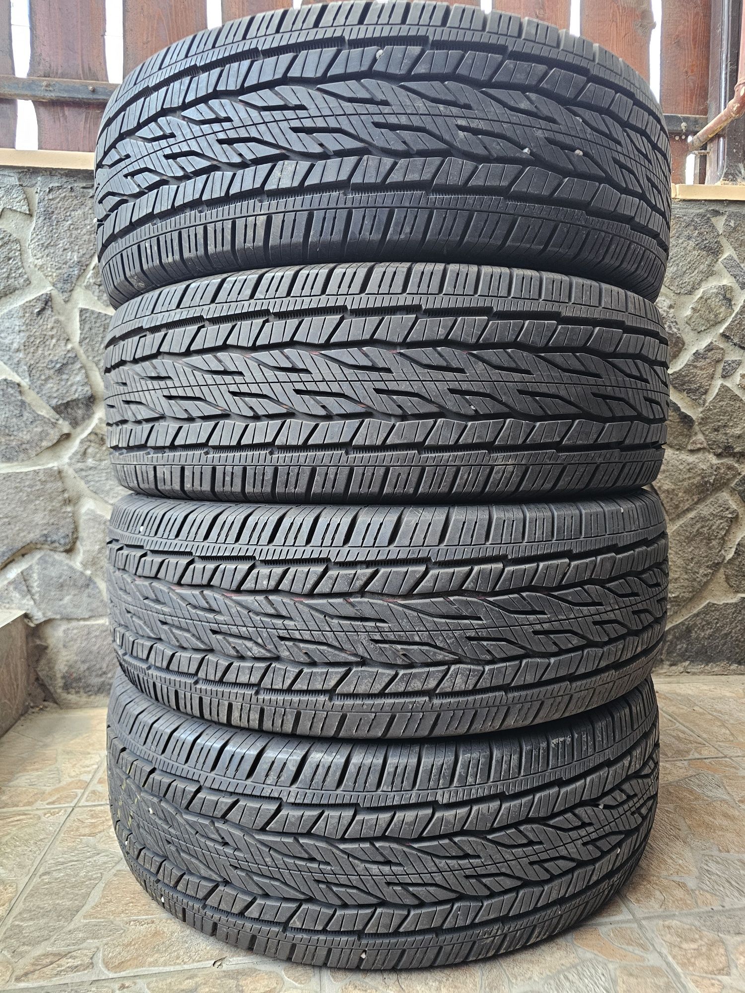 Anvelope Continental 255/60 R18 Vara Ca Noi!