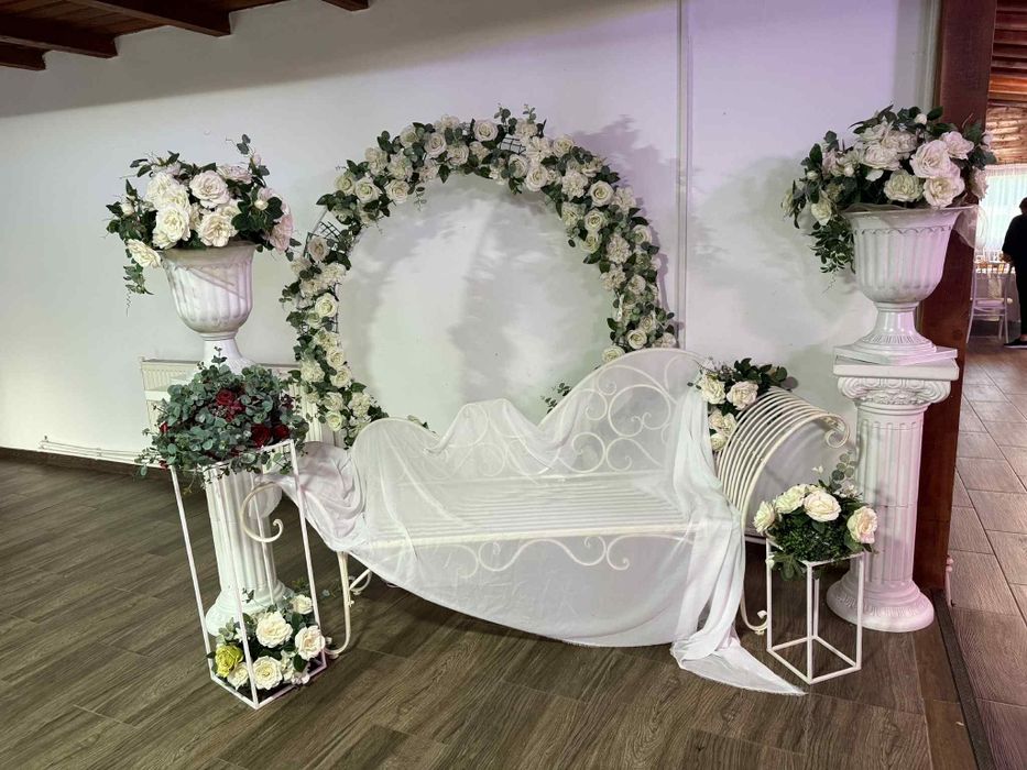 Schimb cu auto sau Vând Afacere COMPLETĂ de Evenimente – Sof Deko + Ma