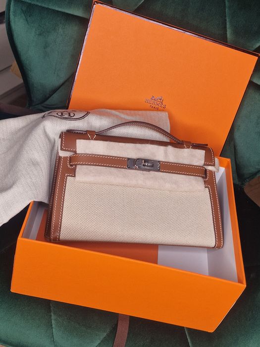 Kelly Pochette дамски чанти