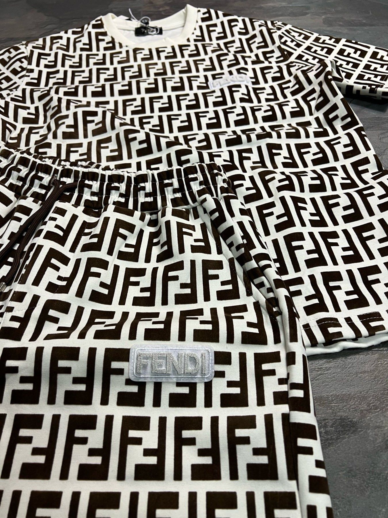 Мъжки екипи Fendi