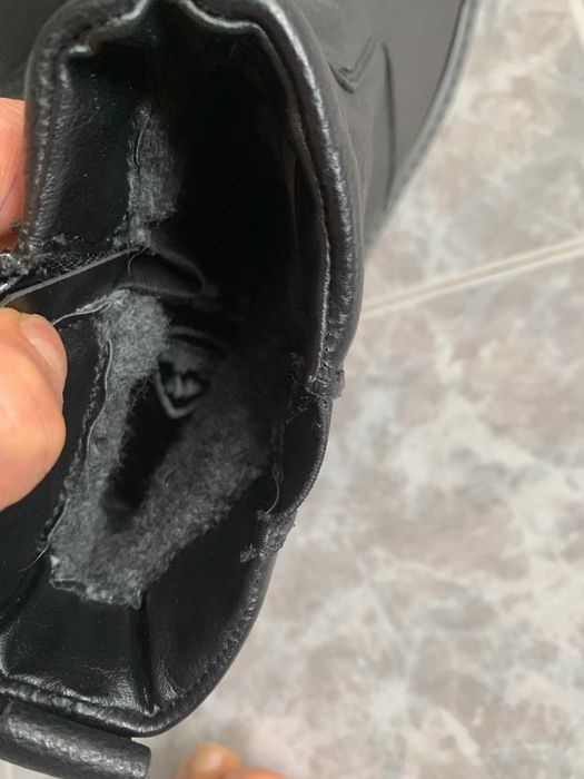 Продавам чисто нови  №42 мъжки боти от естествена кожа