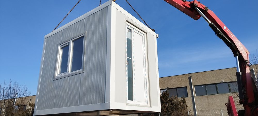 Depozit panouri sandwich termoizolante,constructii,containere,hale,etc