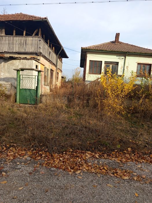 Продава се Промишлена сграда в с. Гъмзово, Област Видин - 51 кв.м за 130 €/кв.м - Снимка #1