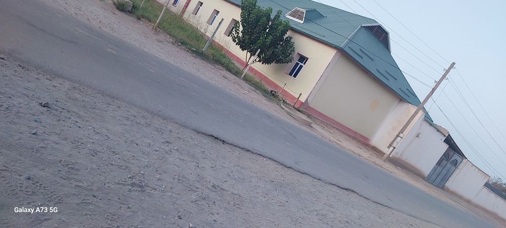 17 сотих ховли уй сотилади