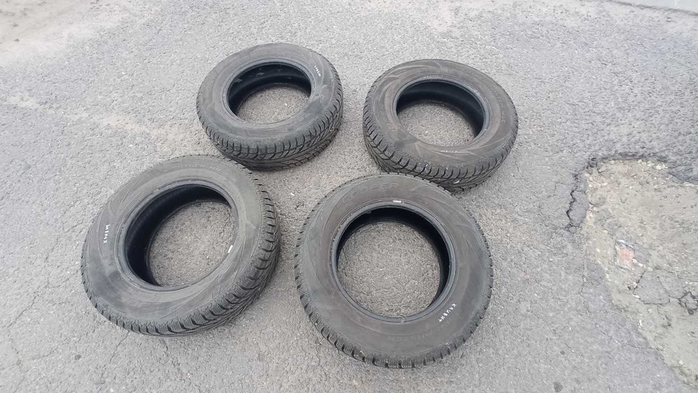 4 бр. зимни гуми COOPER weathermaster 215/70 R16