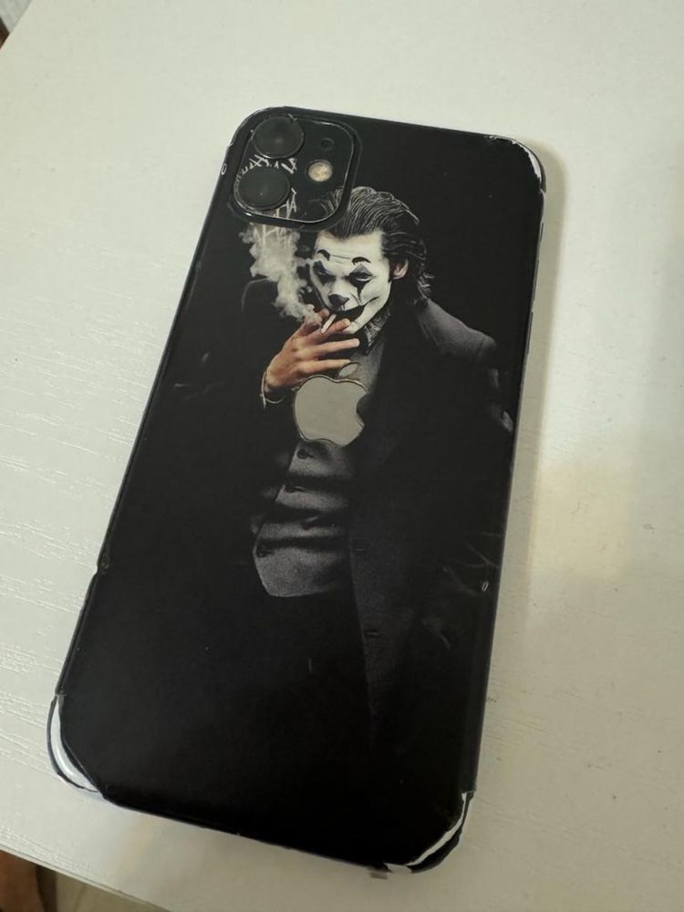 Продам Iphone 11 128 гб