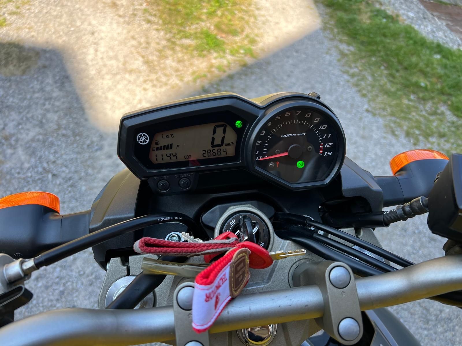Yamaha xj6  2011
