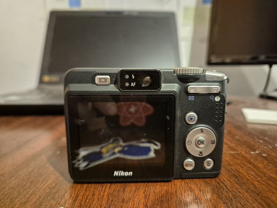 Aparat foto Nikon Coolpix P50