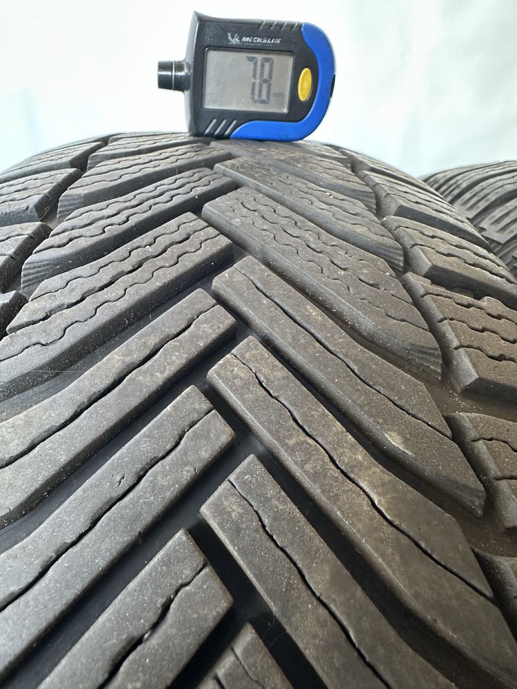 215/55/17 Michelin dot21 4бр