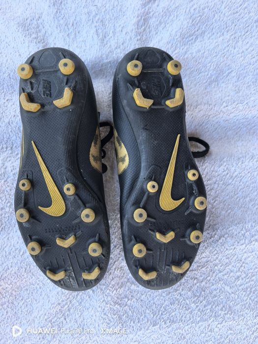 Бутонки nike 33 номер стелка 20см отлични