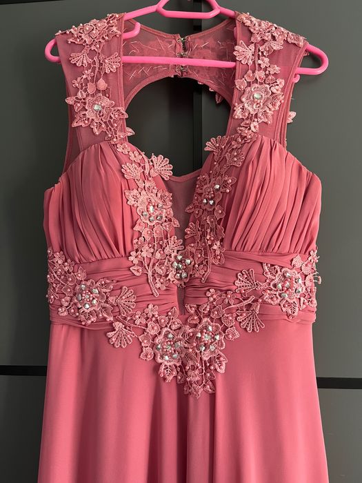 Rochie si pantofi de seara