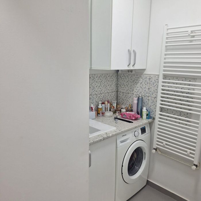 Pitesti Teilor Strada Teilor 2 decomandate 79900 euro