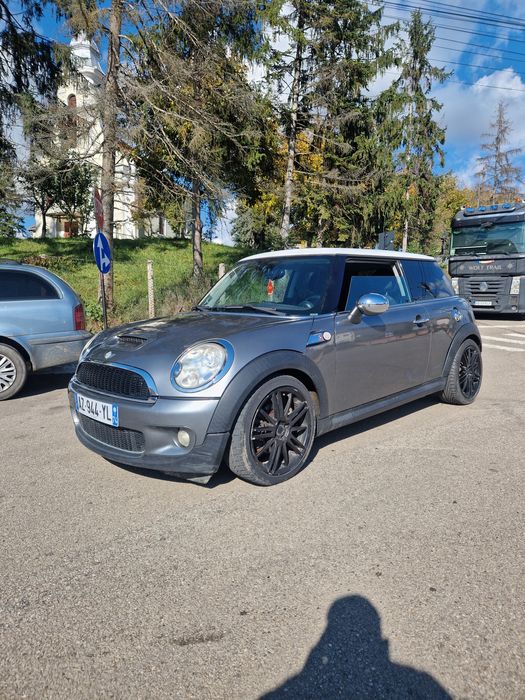 Vând mini copper S R56