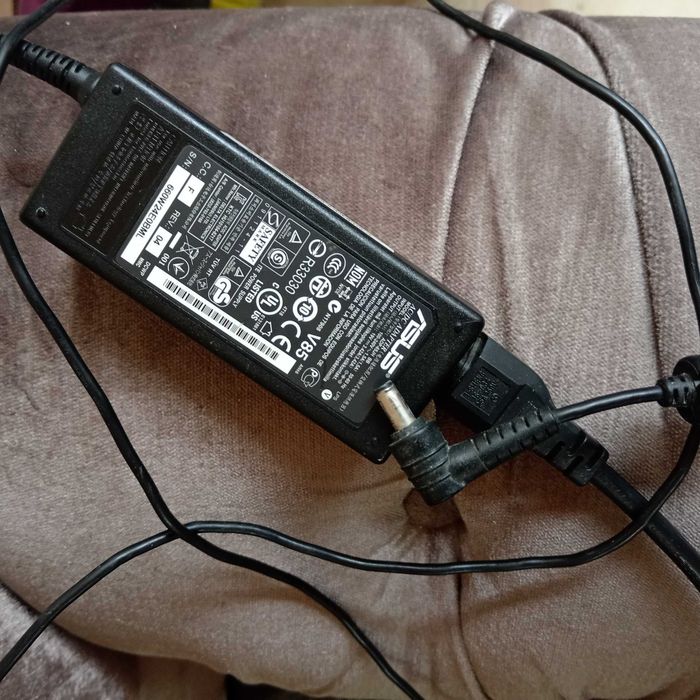 Лаптоп Asus X54C