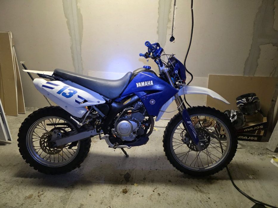 Vand sau schimb yamaha 125 xt r