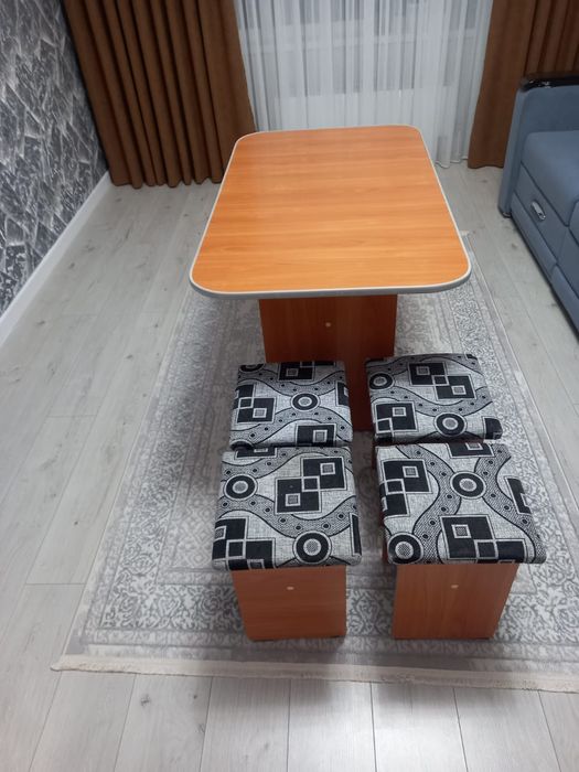 Продам  стол и стуля