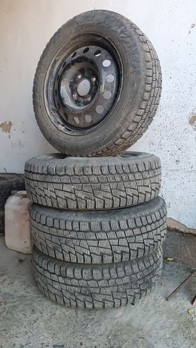 Продам зимние колеса