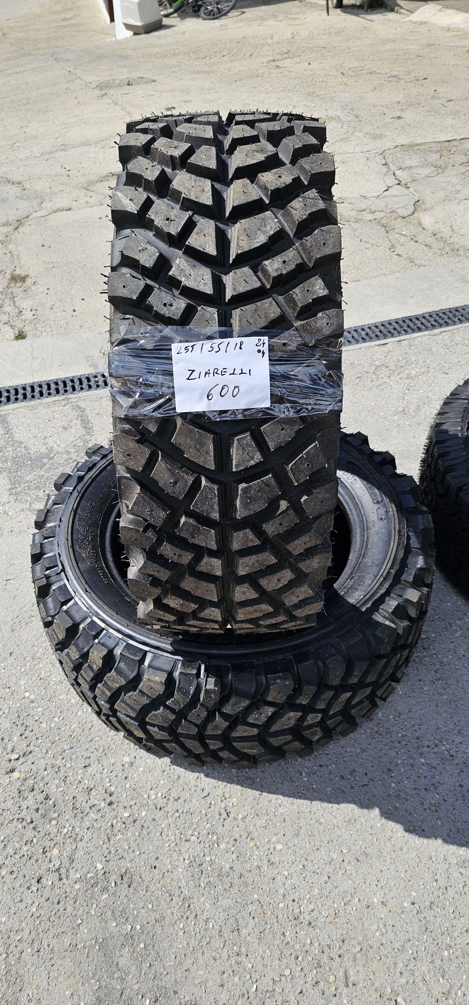 255 55 R 18 off road M.Ziarelli